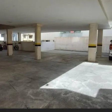 Apartamento de 3 quartos com vista para o mar-3