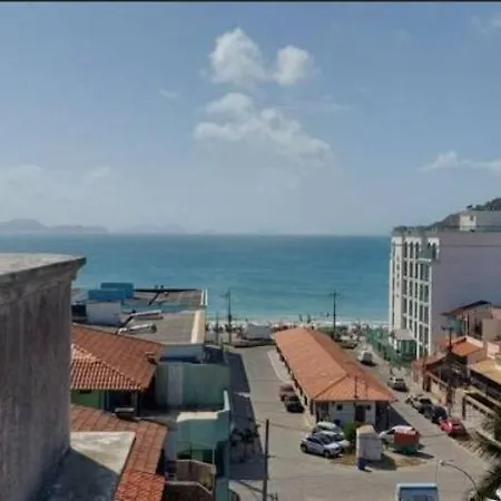 Apartamento de 3 quartos com vista para o mar-2