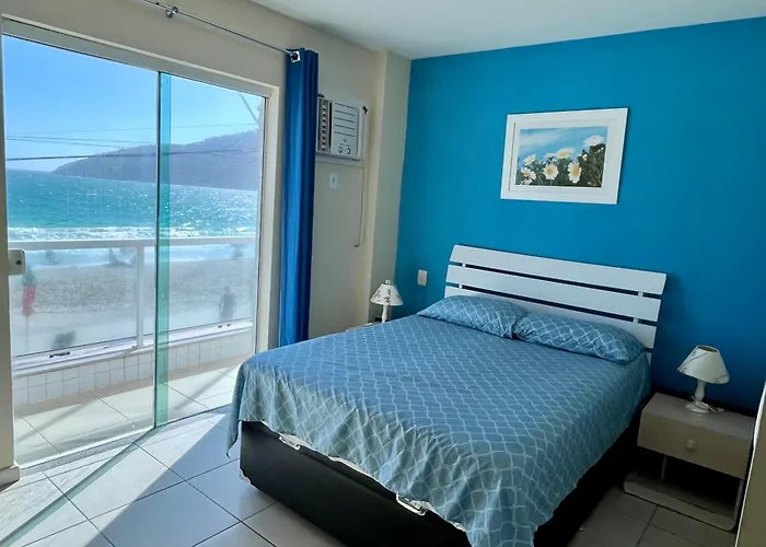 Vista Mar! 3 Quartos com Ar, 2 Vagas e Lazer Incrível com Piscina e Churrasqueira Arraial do Cabo